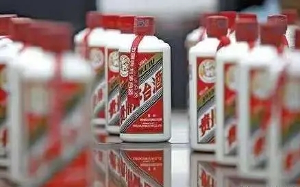 茅台酒瓶是陶瓷还是玻璃？ 