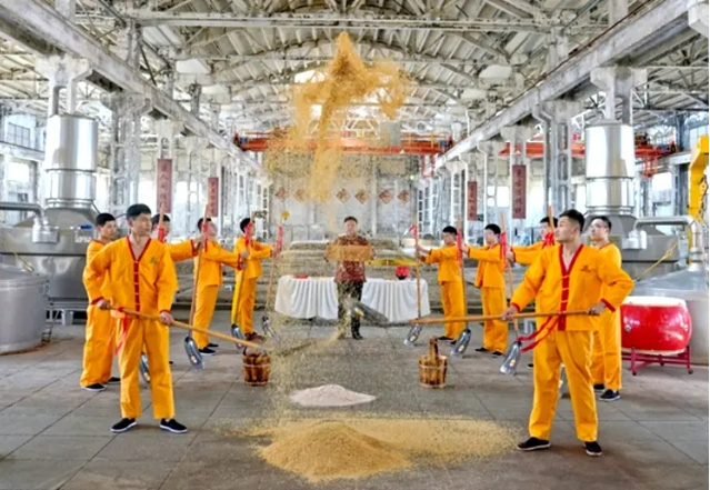 聚焦文化体验 白酒行业构建消费新场景 