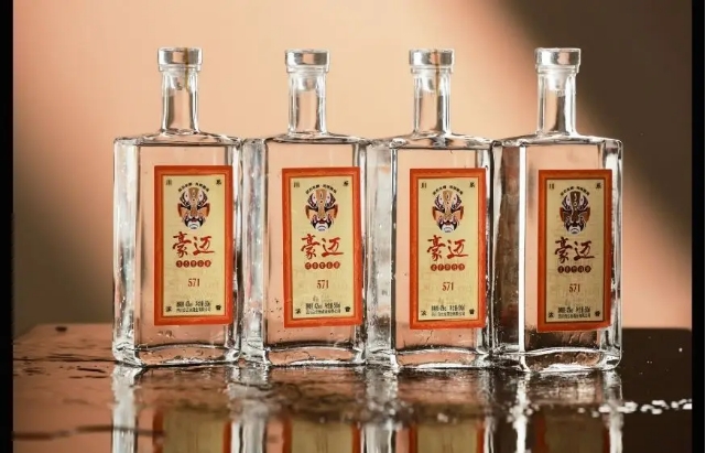 豪迈浓香型白酒：探索千年窖池中的风味